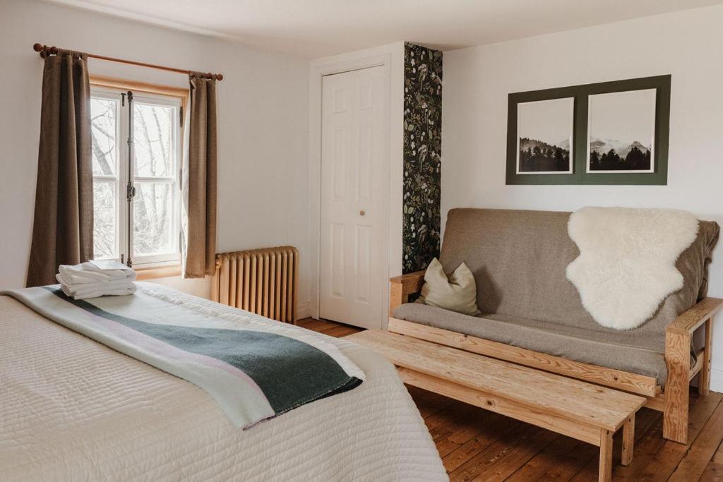 Bed and breakfast Almatoit Chambre photo
